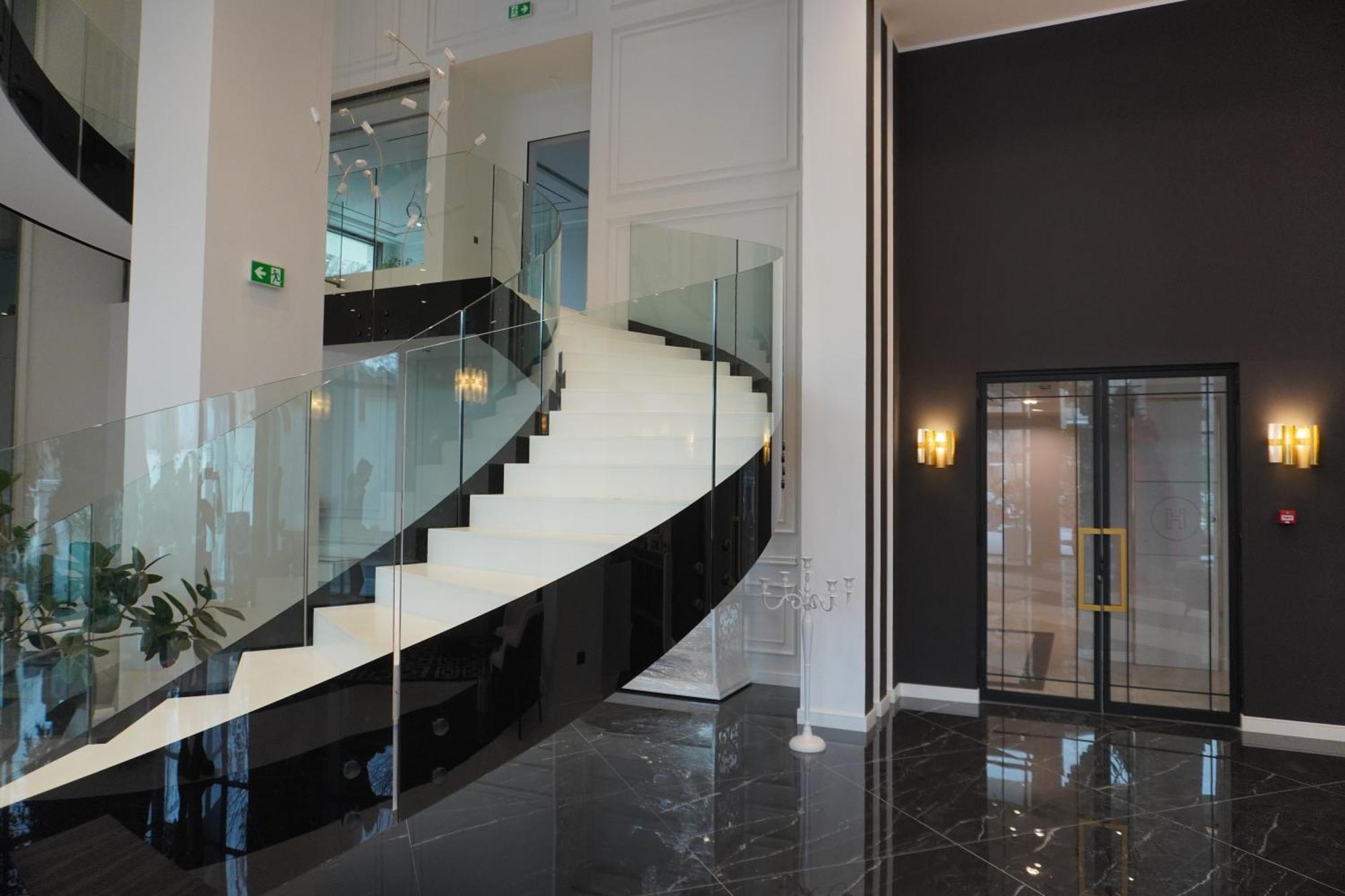 New Belgrade Premium Hotel מראה חיצוני תמונה