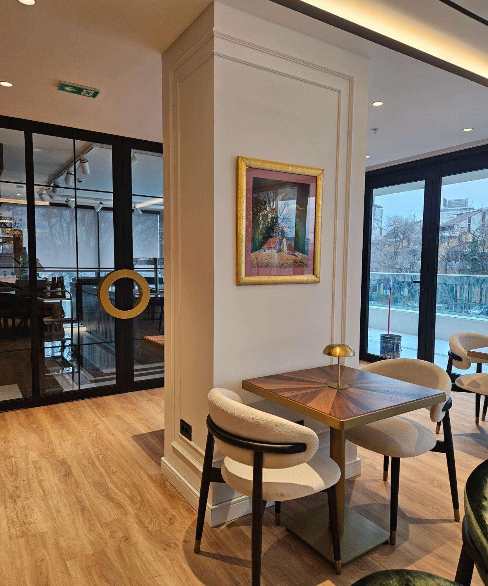New Belgrade Premium Hotel מראה חיצוני תמונה