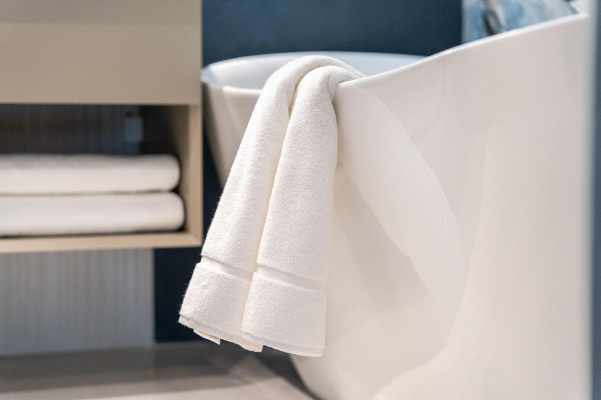 New Belgrade Premium Hotel מראה חיצוני תמונה