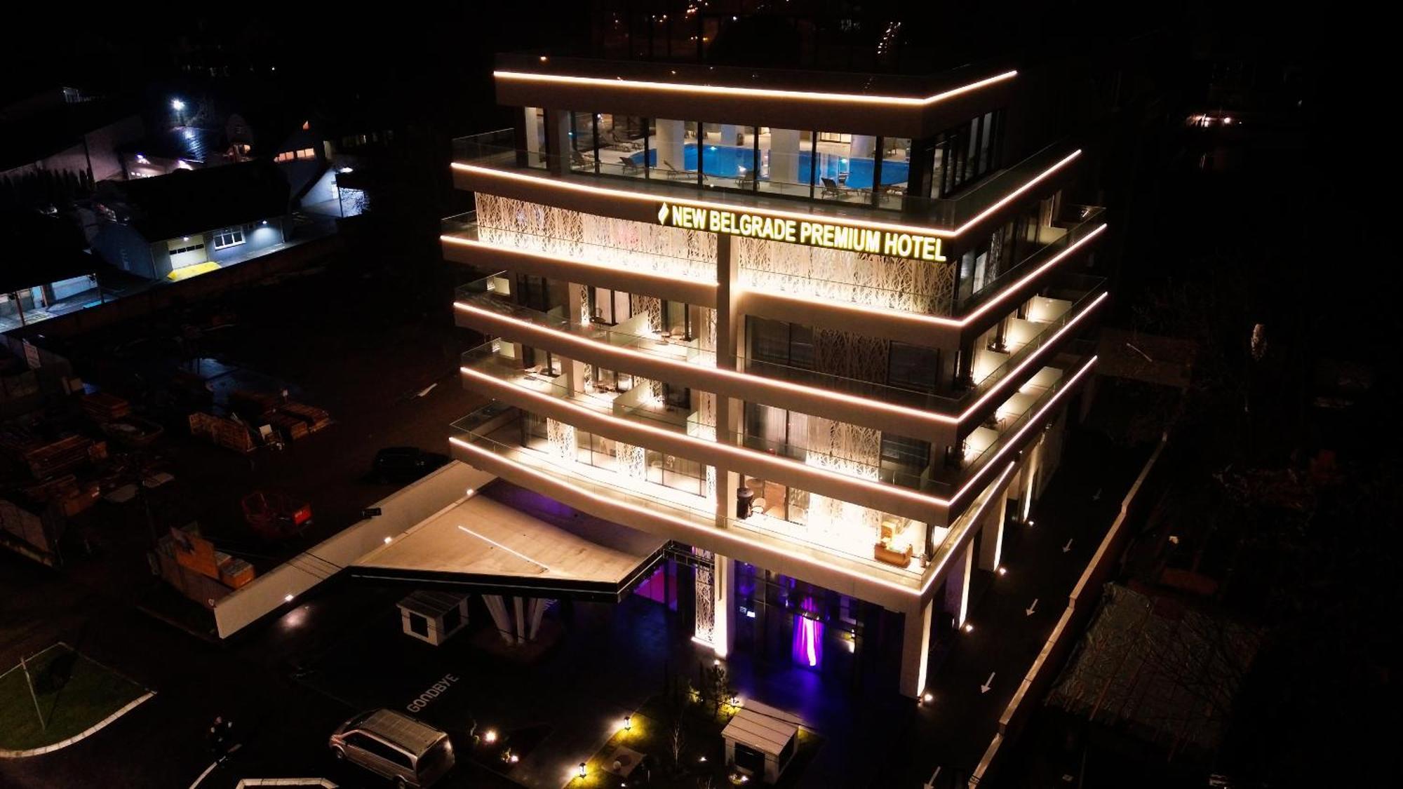 New Belgrade Premium Hotel מראה חיצוני תמונה